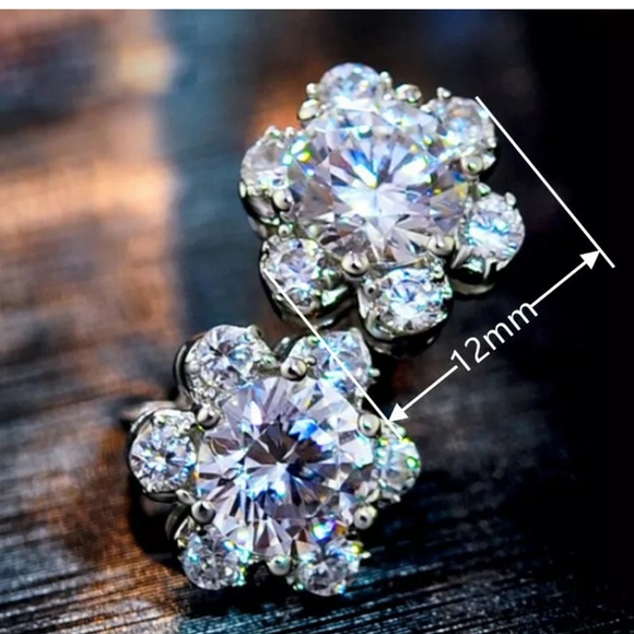 925 Silver Stud Earrings Elegant Jewelry Women - Picture 2 of 3